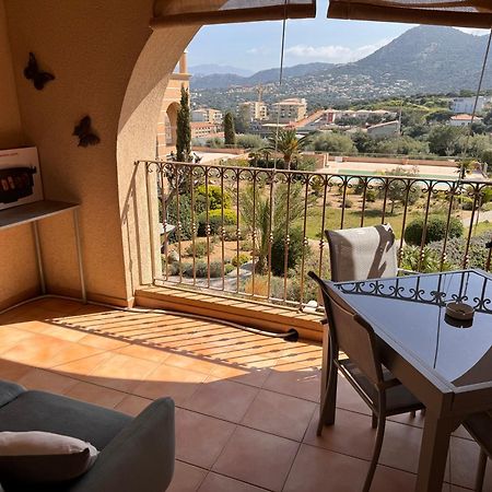 Joli Studio Tout Confort Proche Toutes Commodites Dans Residence Calme LʼÎle-Rousse Zewnętrze zdjęcie