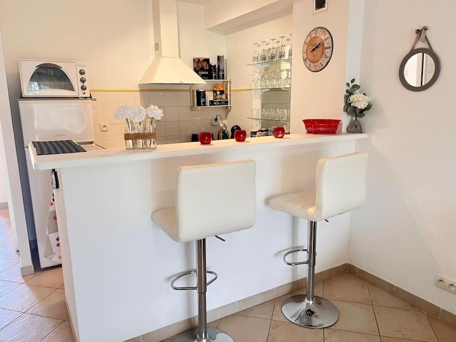Joli Studio Tout Confort Proche Toutes Commodites Dans Residence Calme LʼÎle-Rousse Zewnętrze zdjęcie